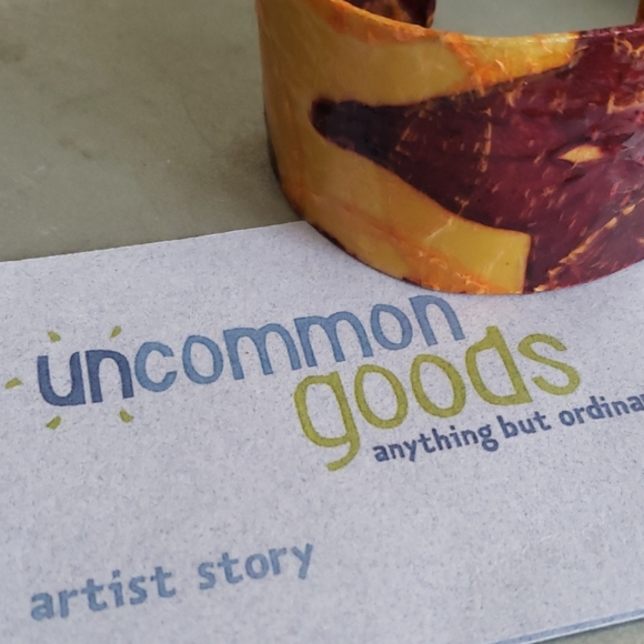 Yellow and purple Cuff bracelet, handcrafted - Picture 4 of 8